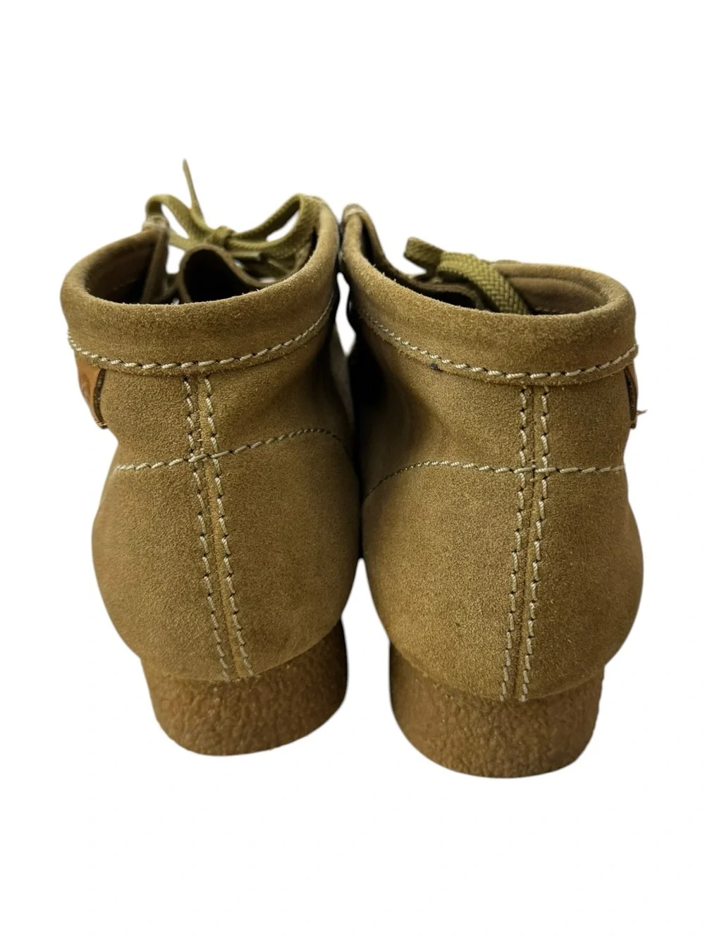 Clarks Olive Suede Chukka Wallabee Boot - Men